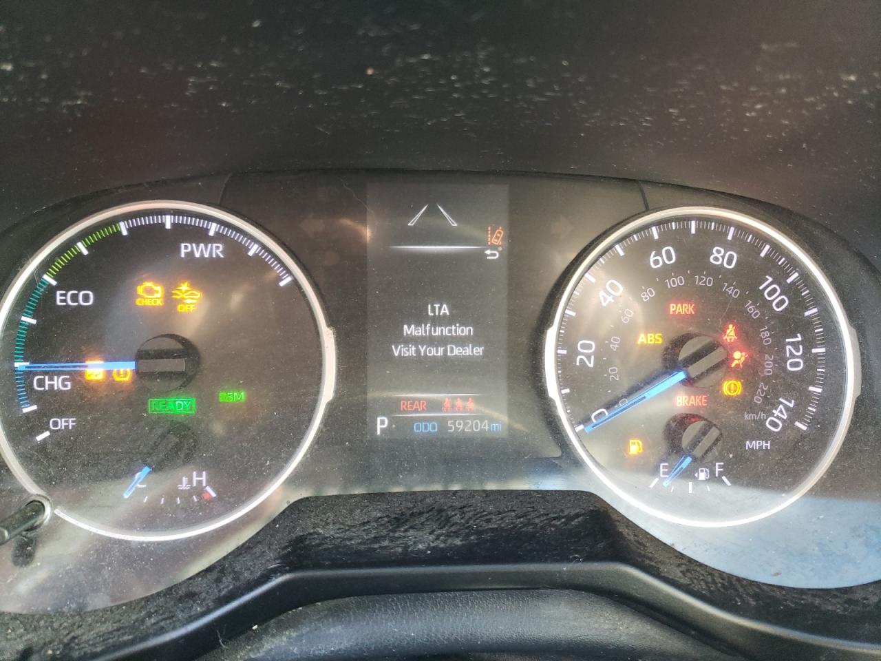 Toyota RAV4 Le Image 12