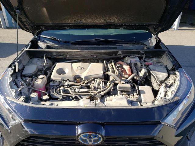 Toyota RAV4 Le Image 7